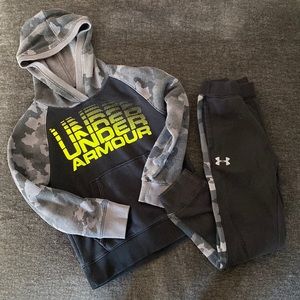 Under Armour sweatshirt set